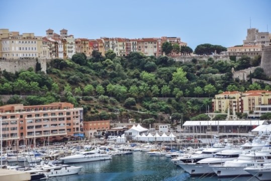 things to do in Monaco: Monaco-Ville, also known as the Rock, is one of the best things to see in Moncaco because it is the oldest district of Monaco. The area is full of the narrow streets with colourful buildings.