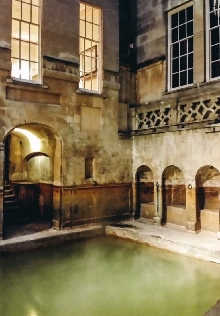 From Roman Baths to Secret Spots: 14 Unique Things to Do in Bath (UK)