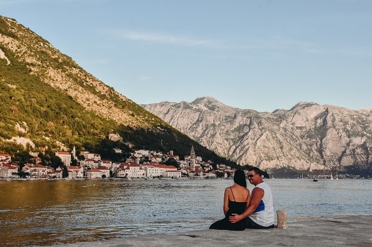 sleepy Perast