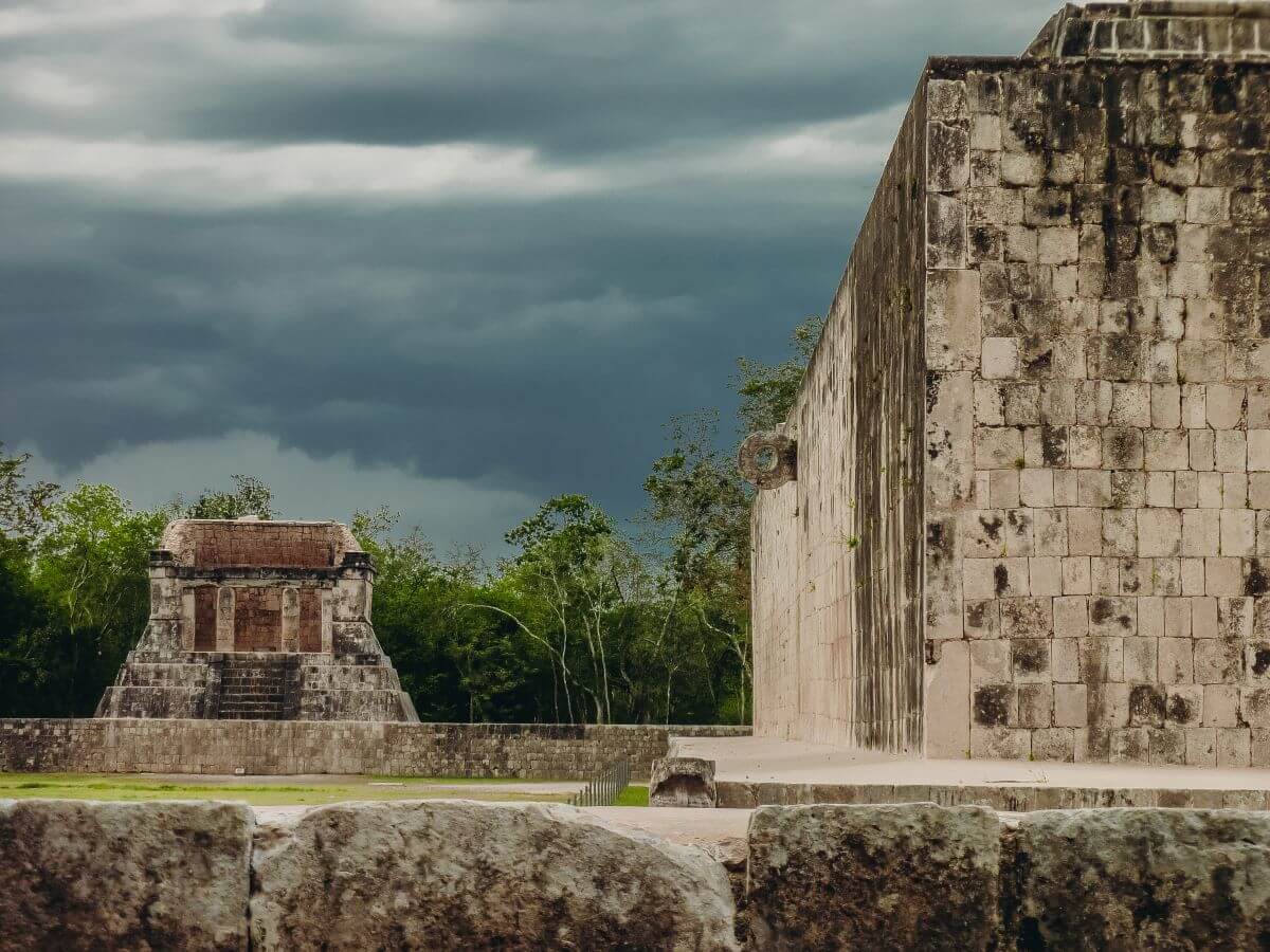 Chichen Itza Mexico - Great Ball Court facts