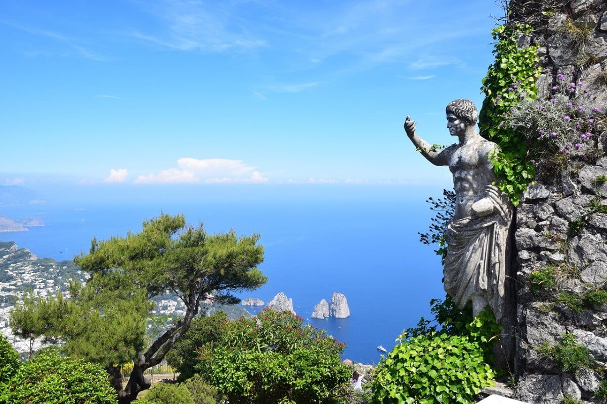 romantic destinations in Europe - Capri, Italy
