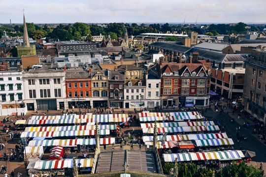 places to visit in Cambridge: Cambridge Market is one of the popular places to visit in Cambridge because it sells organic produce from the locals. This outdoor market with stalls has been operating since the Middle Ages.