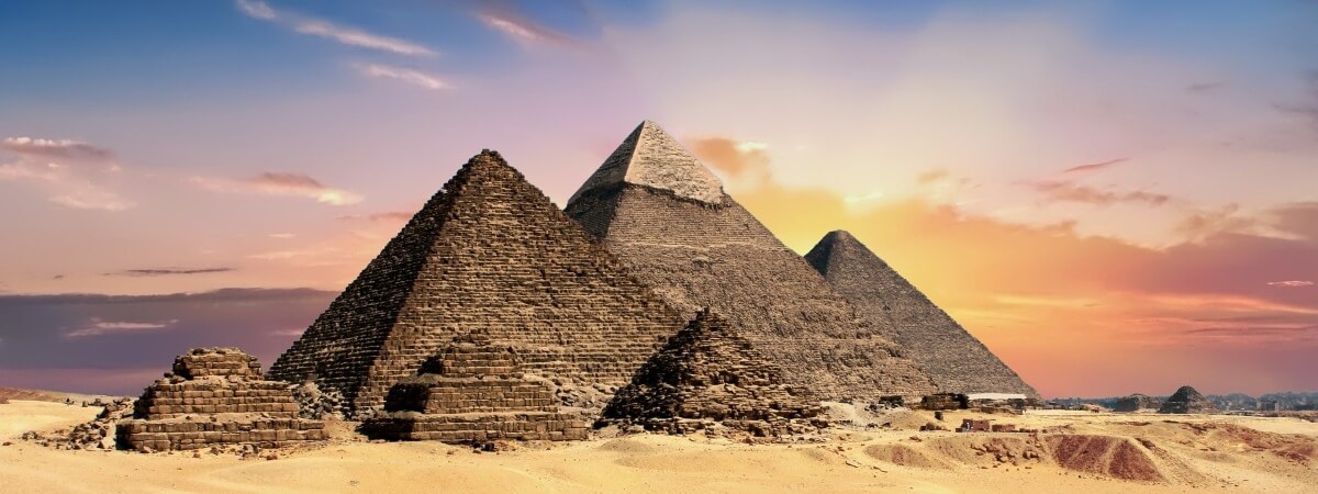 new 7 wonders of the world - Great Pyramid of Giza, Egypt 