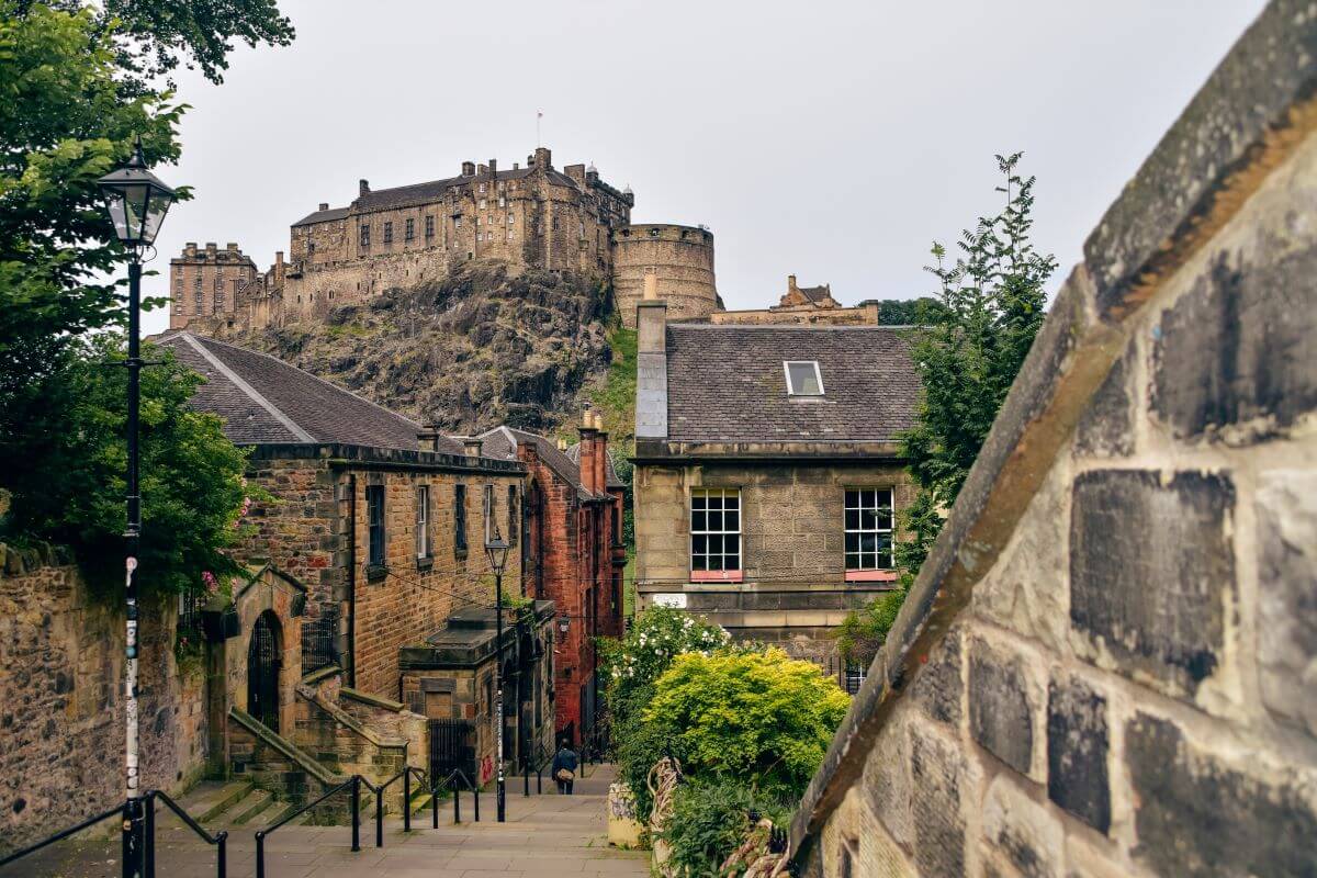 top 10 places to visit in Scotland - Edinburgh