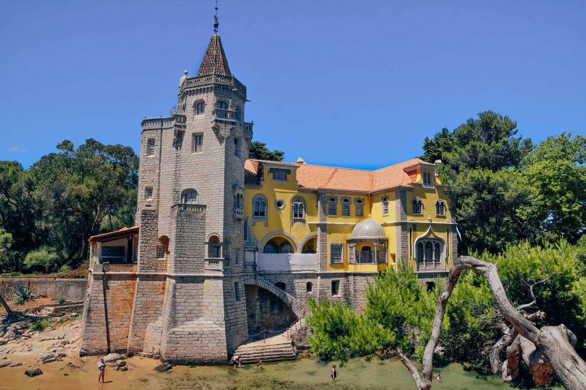 best things to do in Cascais - Museum Condes de Castro Guimarães Museum