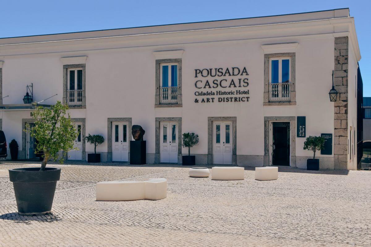 Citadel historic hotel and art district