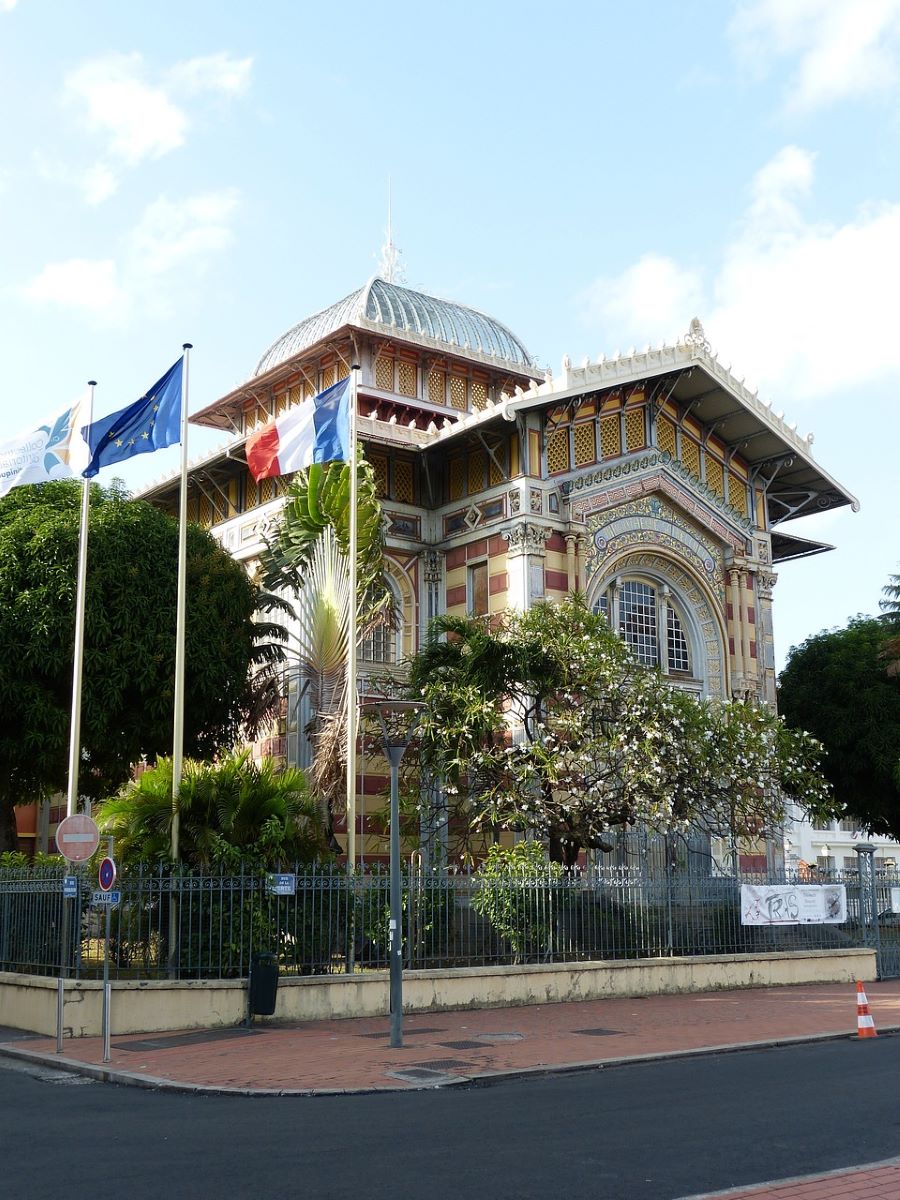 unique things to do in Martinique - Schoelcher Library