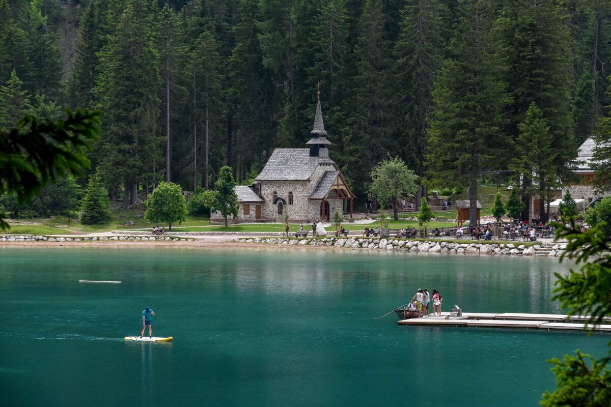 Chapel Pragser Wildsee 