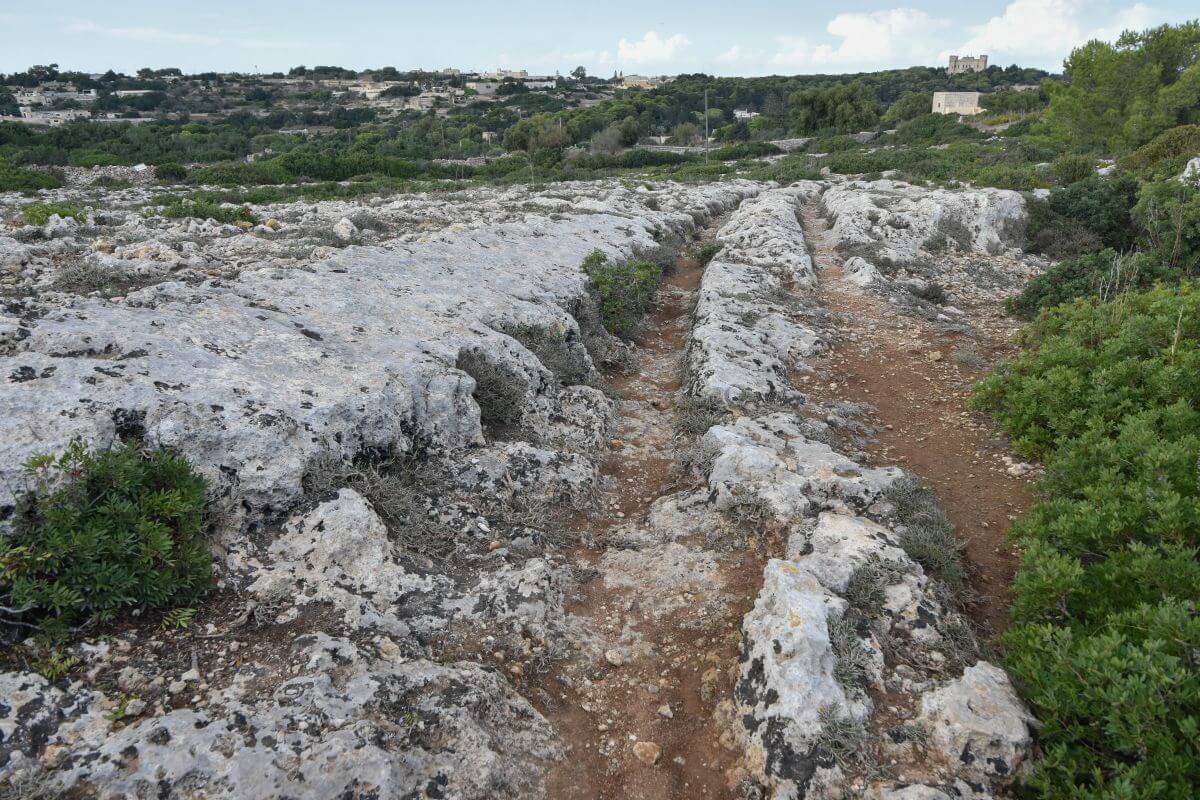 Clapham Junction cart ruts - Malta