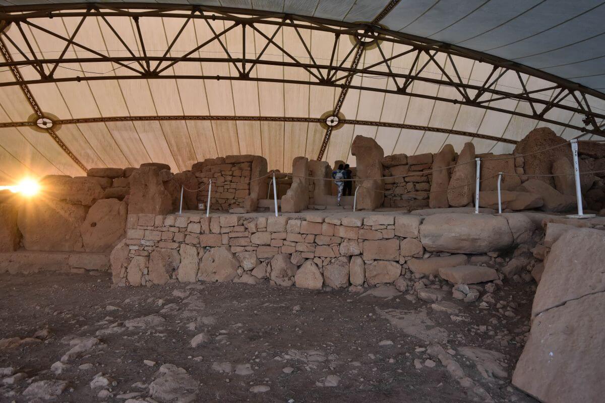 Best Megalithic temples of Malta - Mnajdra and Hagar Qim