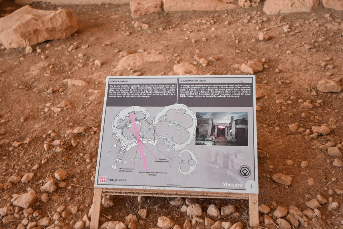 Mnajdra - astronomical alignment