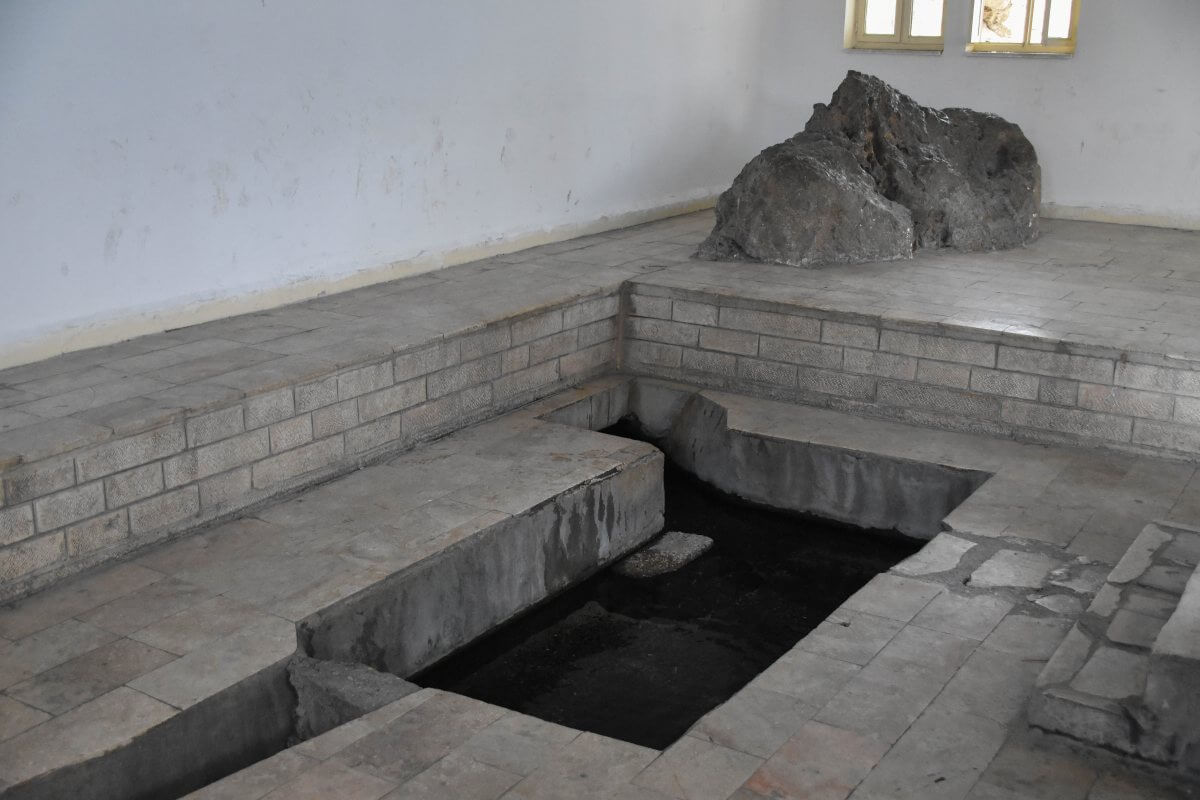 Petra facts - biblical connections, Ain musa spring