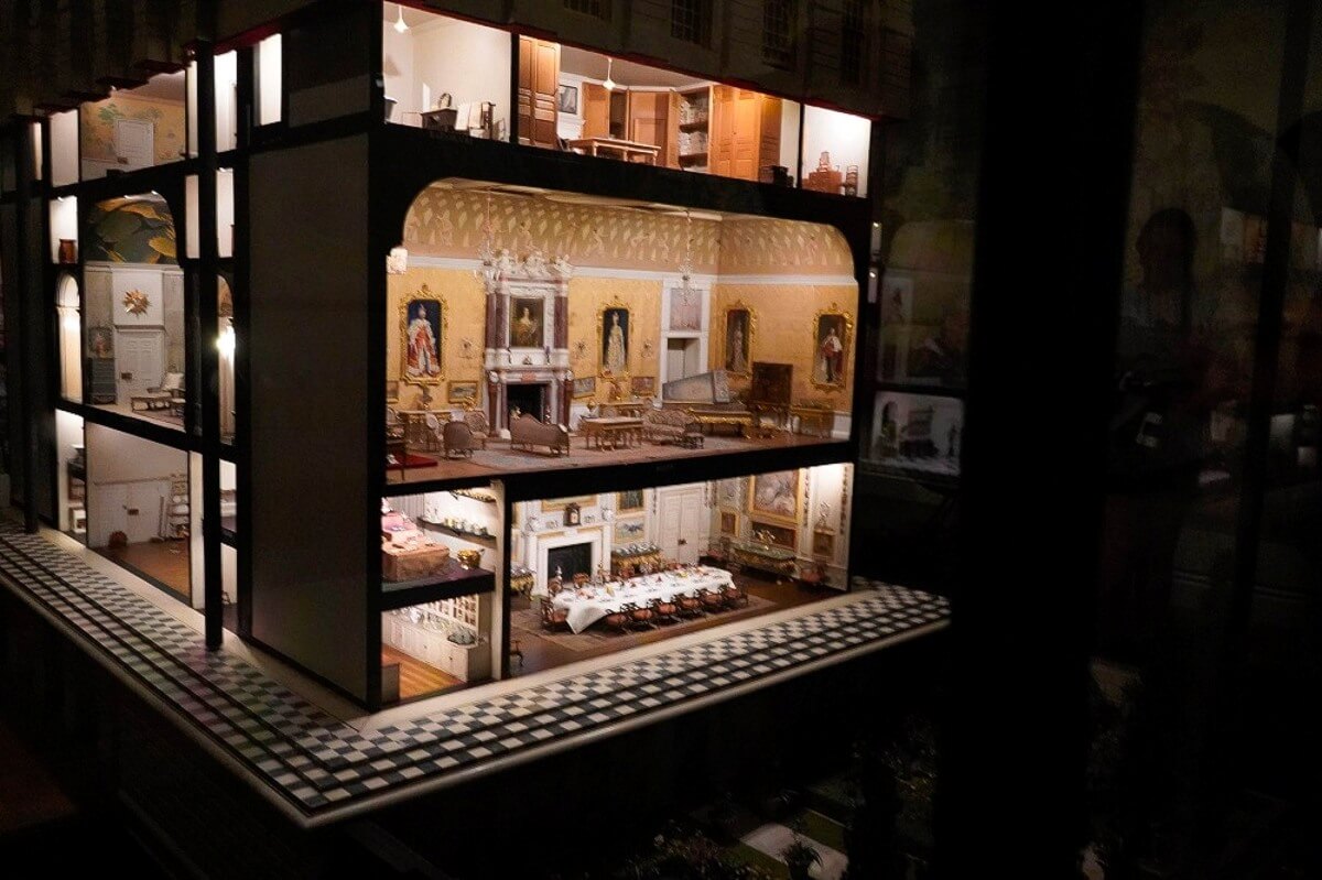 Dolls House