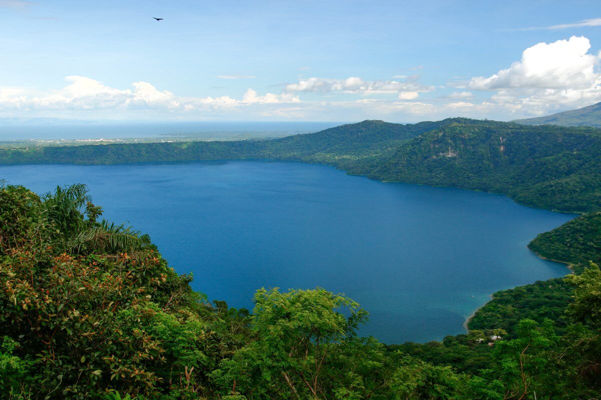 Apoyo Lagoon nature reserve