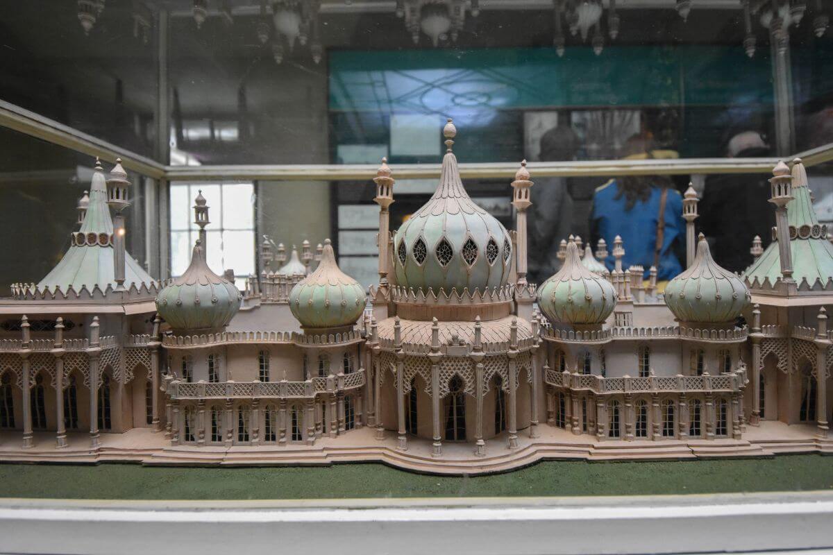 Pavilion's model