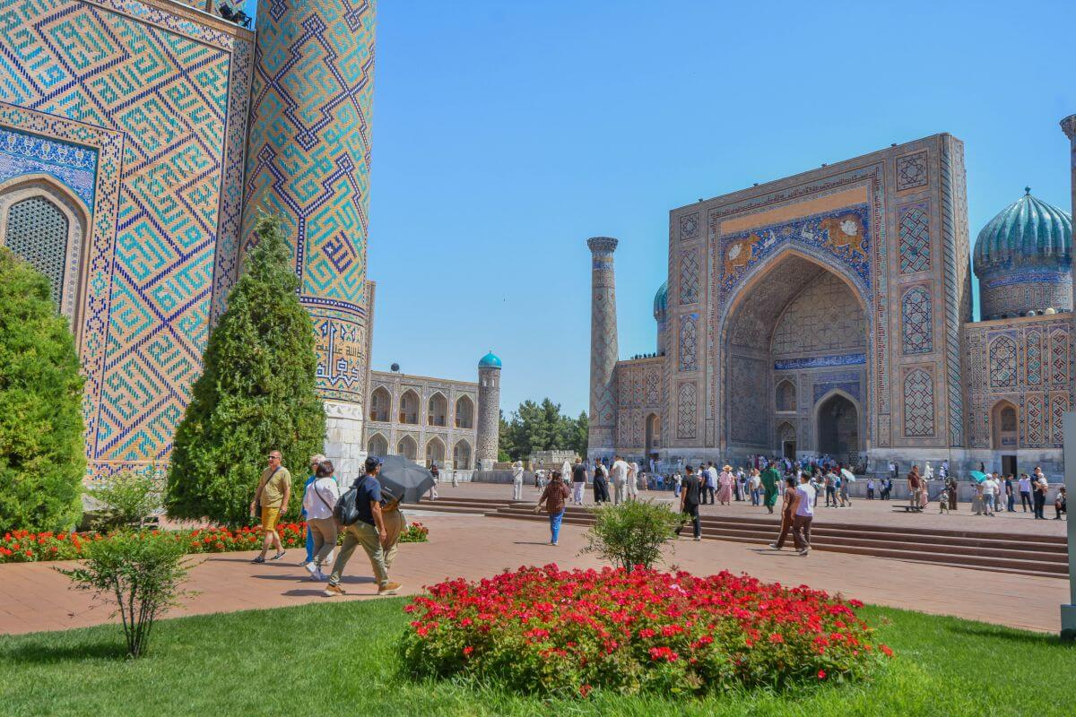 Registan - Sher-Dor Madrasa