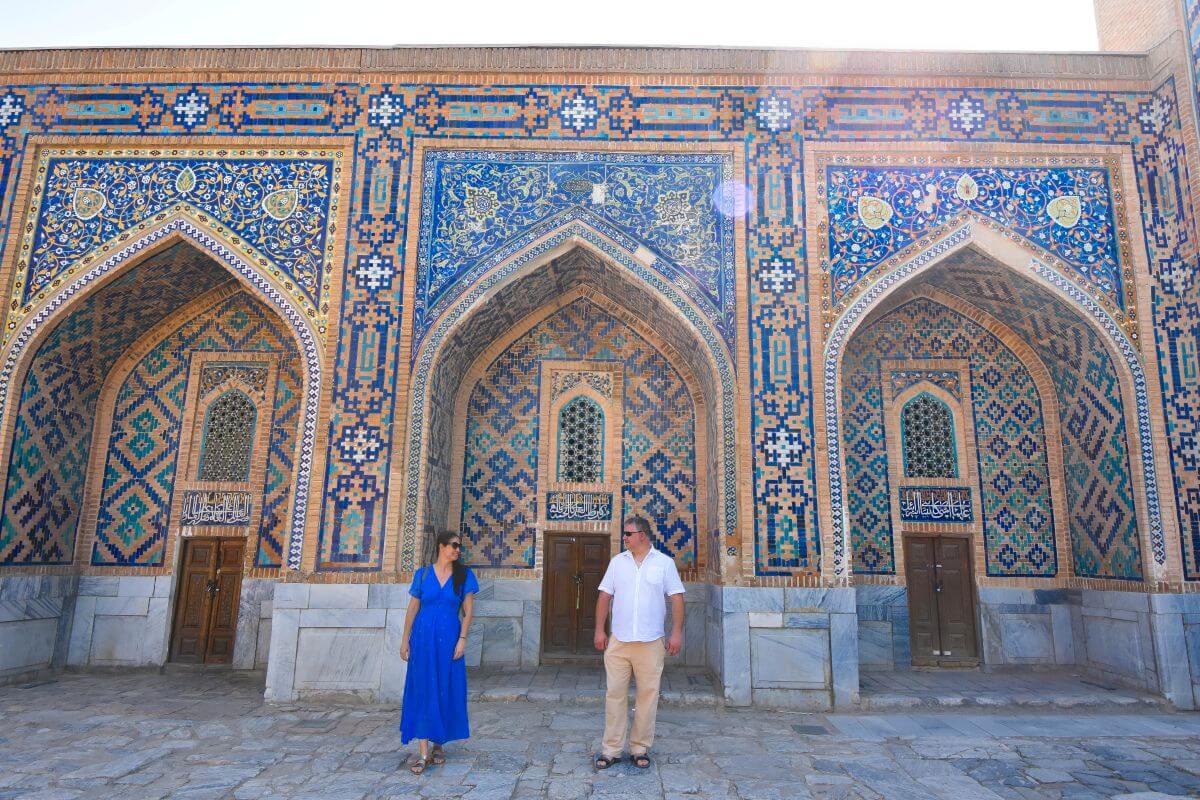 Registan Square - dress code