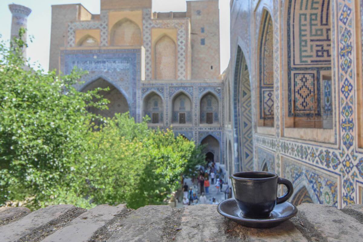 Registan Square Samarkand - Hidden café Ulugh Beg Madrasa