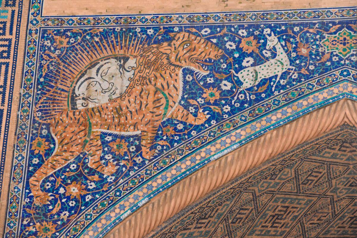 Sher Dor Madrasa - tiger creatures and sun gods