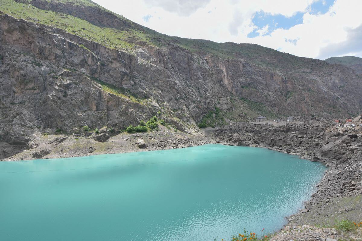 Lake number 4 - Nofin