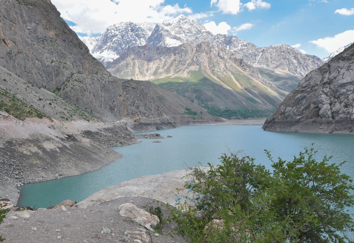 a day trip from Samarkand to the lakes