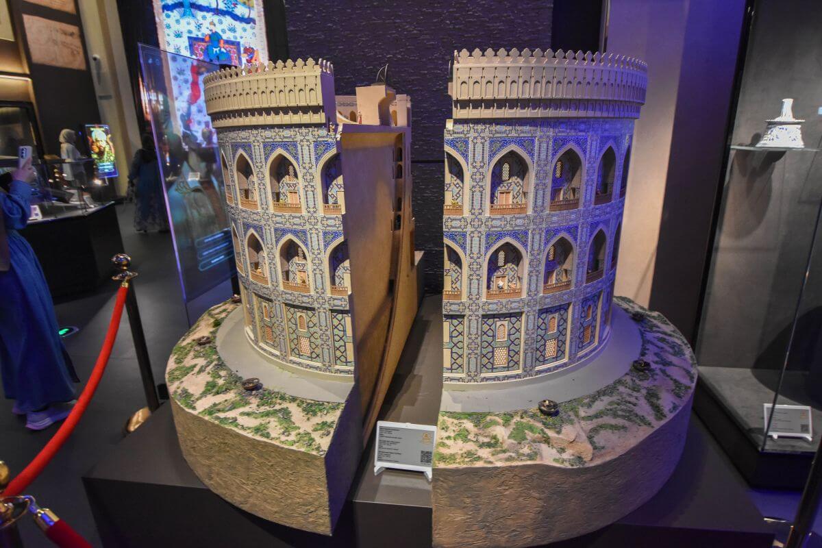 Ulugh Beg observatory model