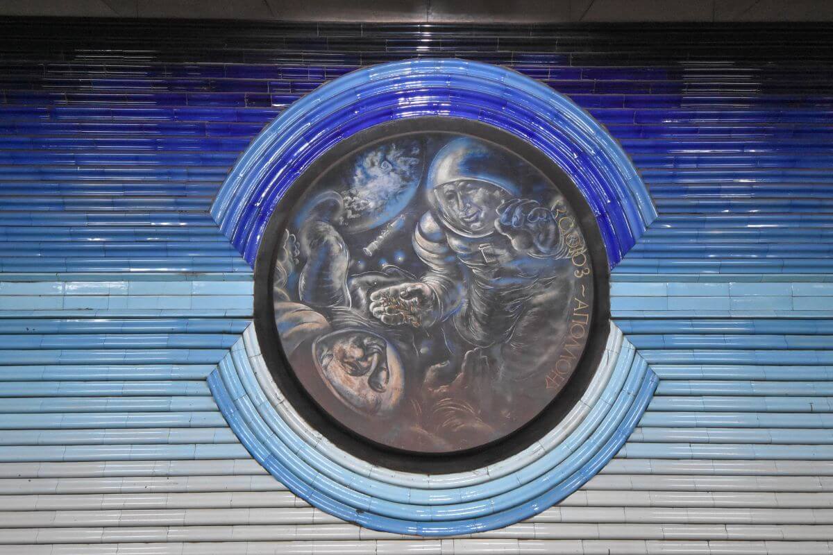 Kosmonavtlar - Apollo-Soyuz test project 
